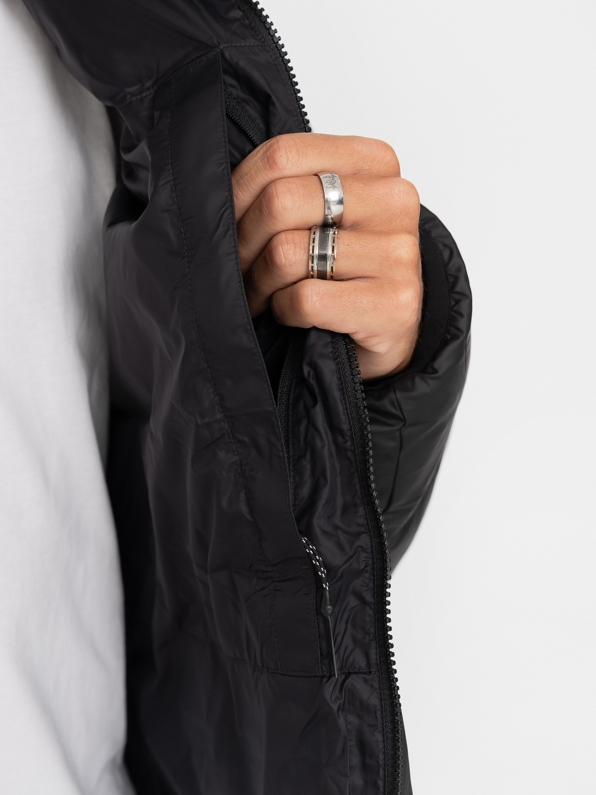 Куртка Gramicci Coldfront Down (black)