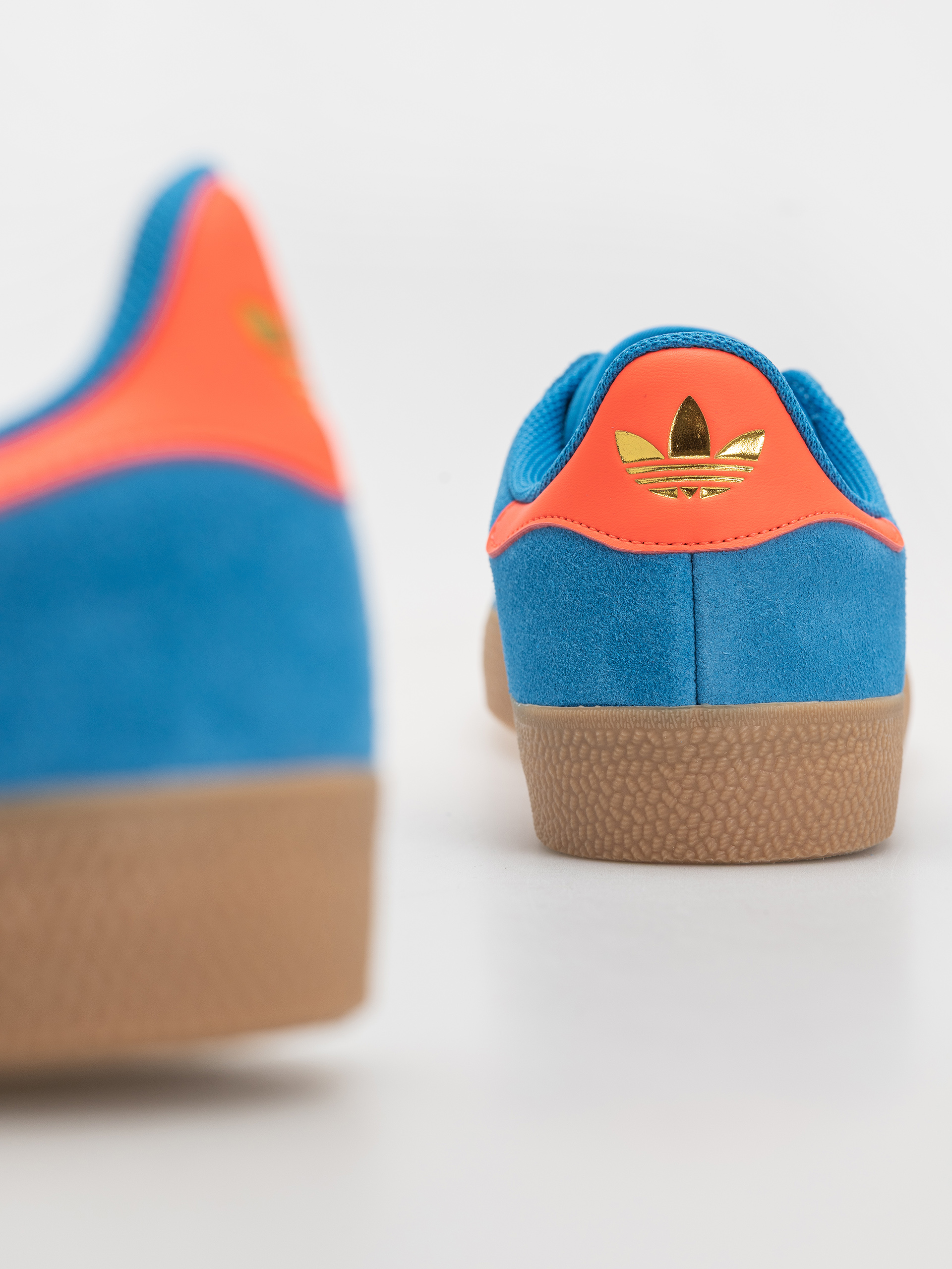 Взуття adidas Gazelle Adv (brblue/solred/gum4)