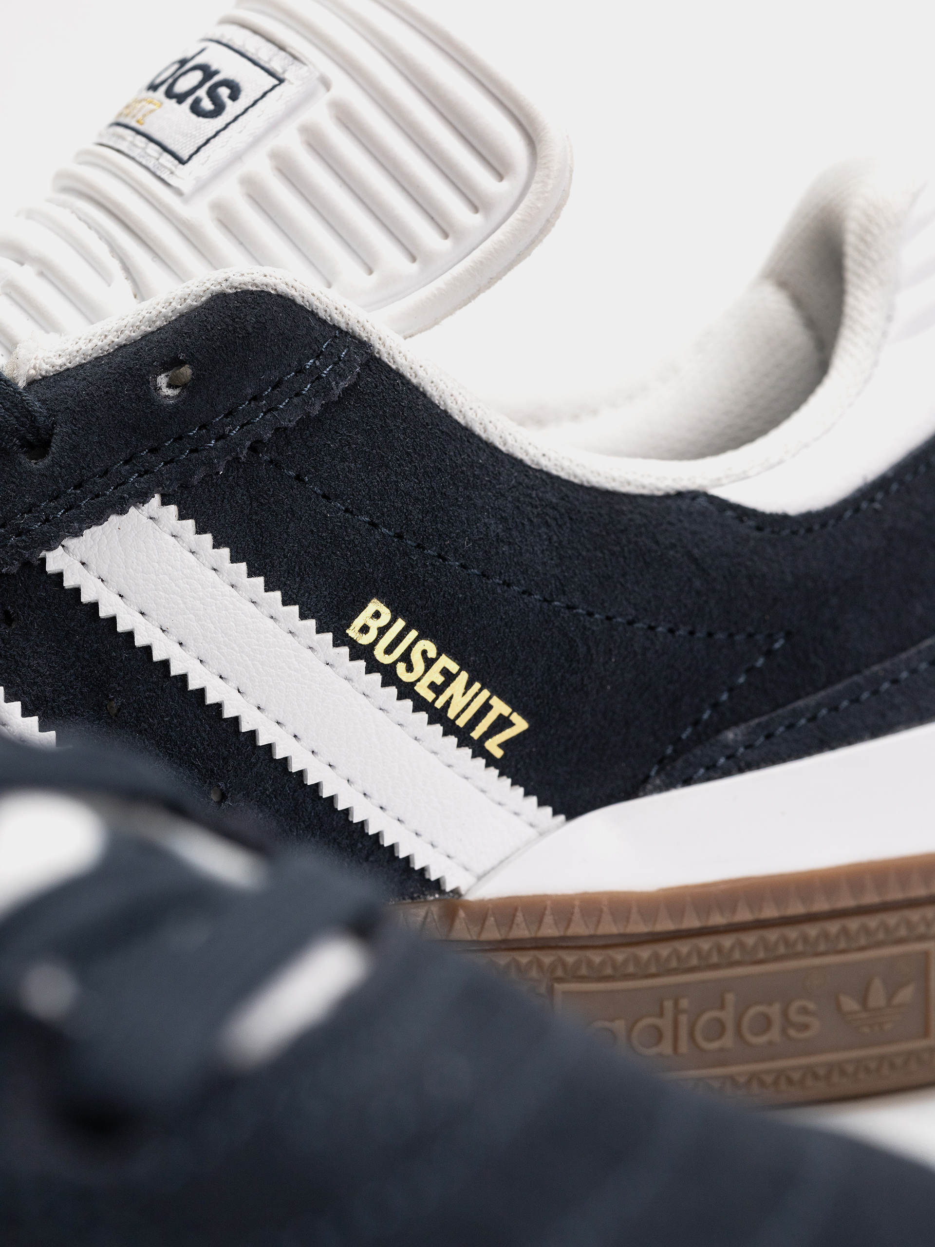 Взуття adidas Busenitz (aurink/ftwwht/gum5)