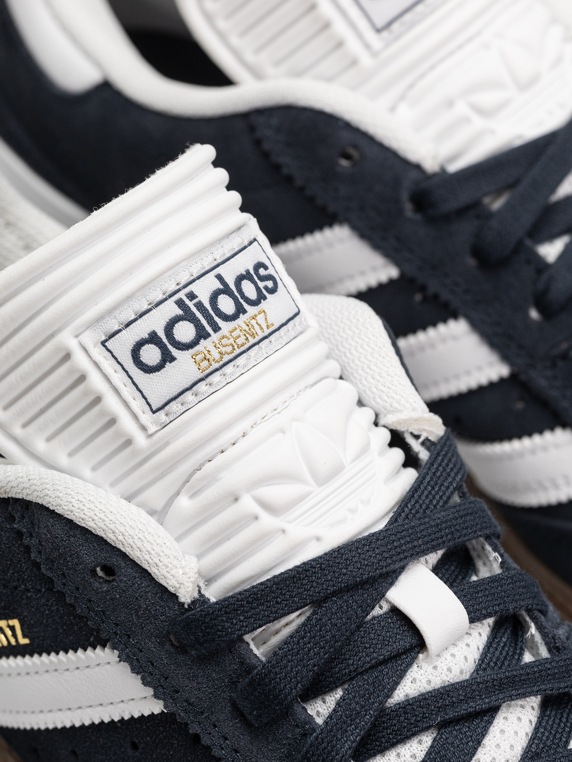 Взуття adidas Busenitz (aurink/ftwwht/gum5)