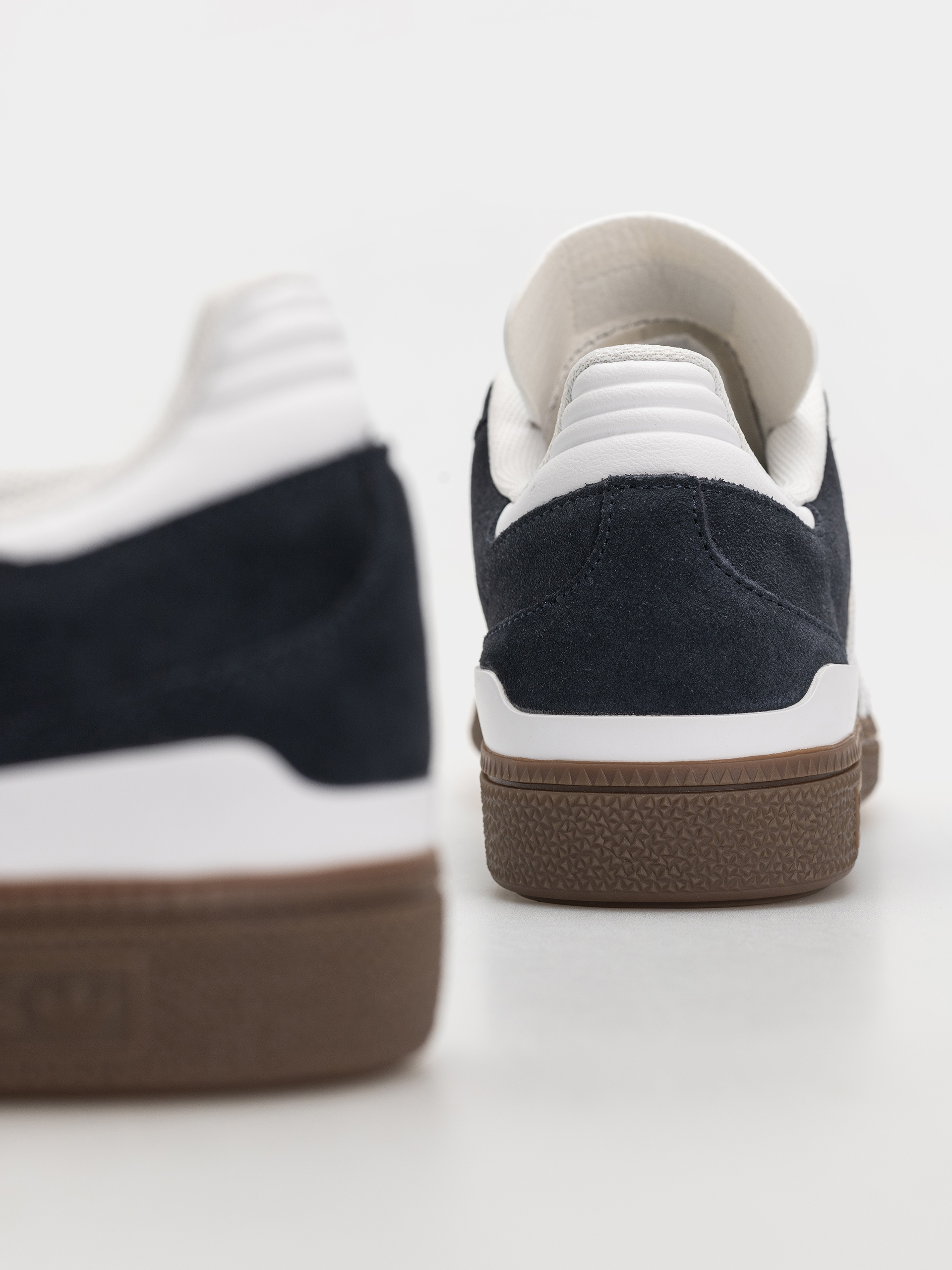 Взуття adidas Busenitz (aurink/ftwwht/gum5)
