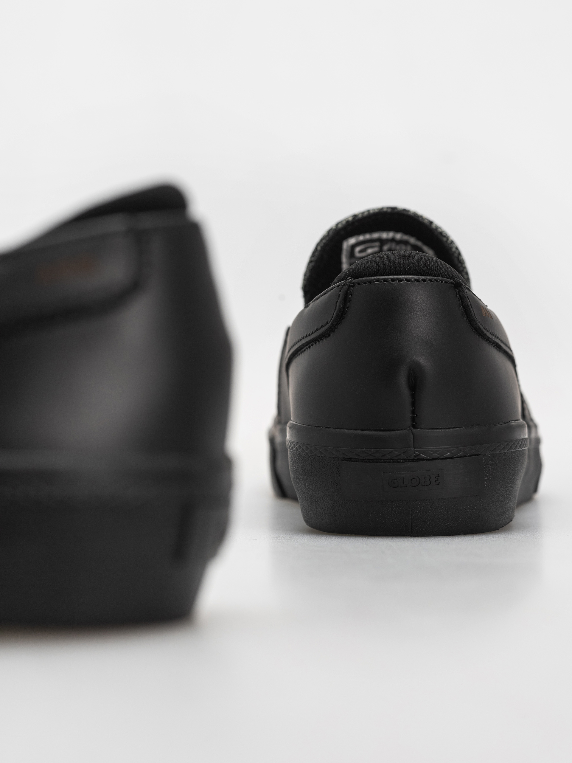 Взуття Globe Liaizon (black/stingray)