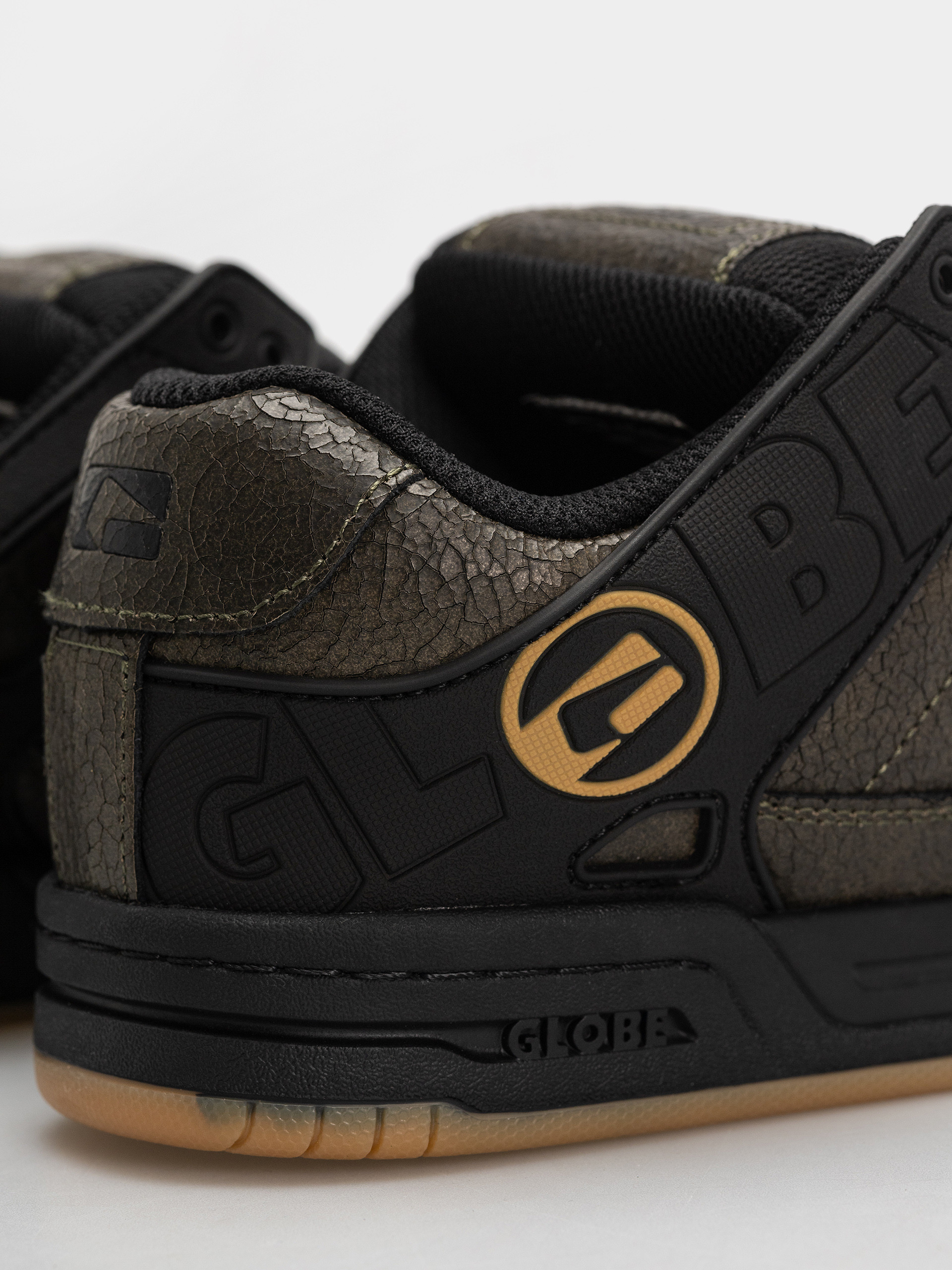 Взуття Globe Tilt (distressed leather)
