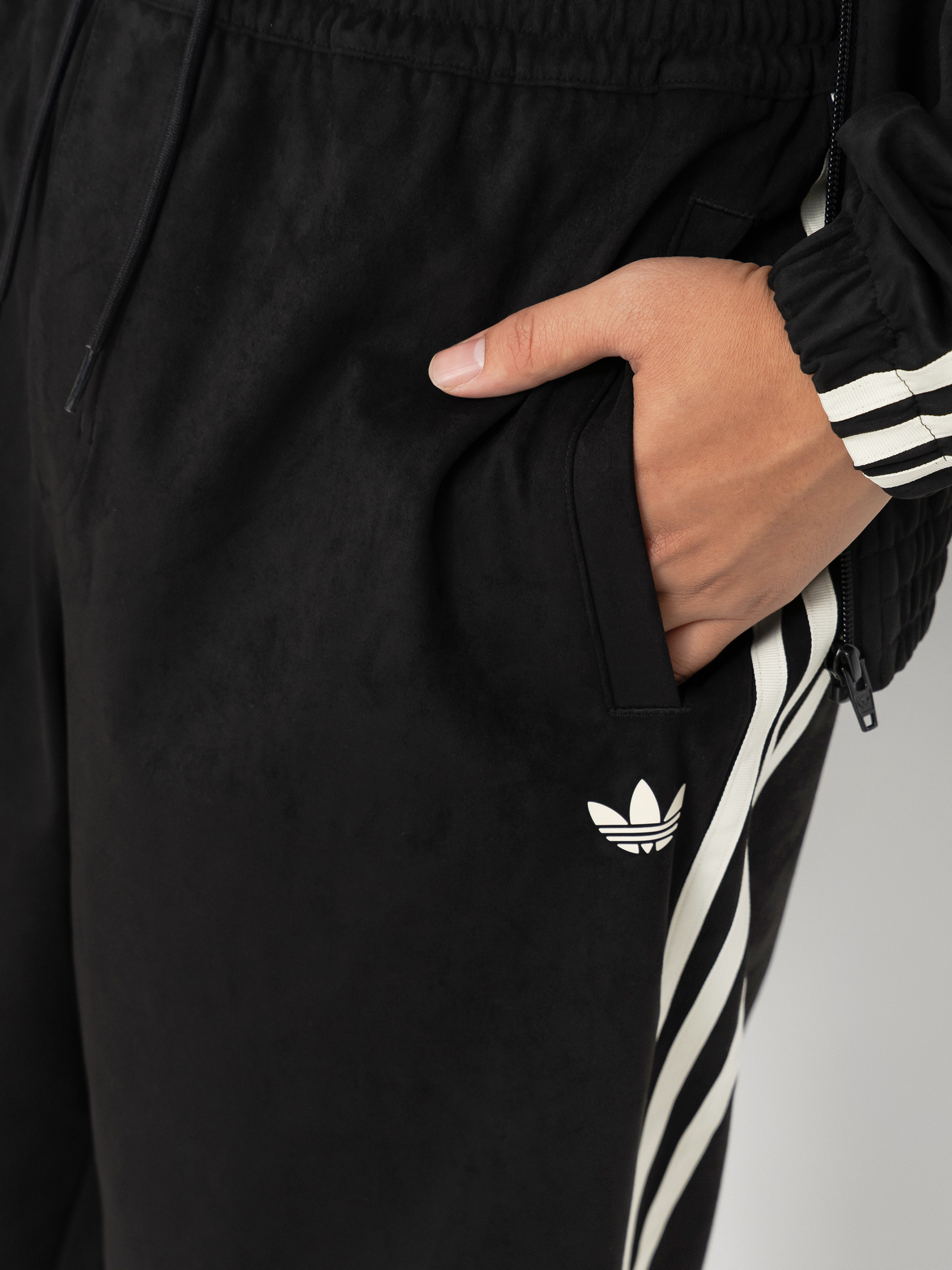 Штани adidas Vintage Superfire (black/crewht)
