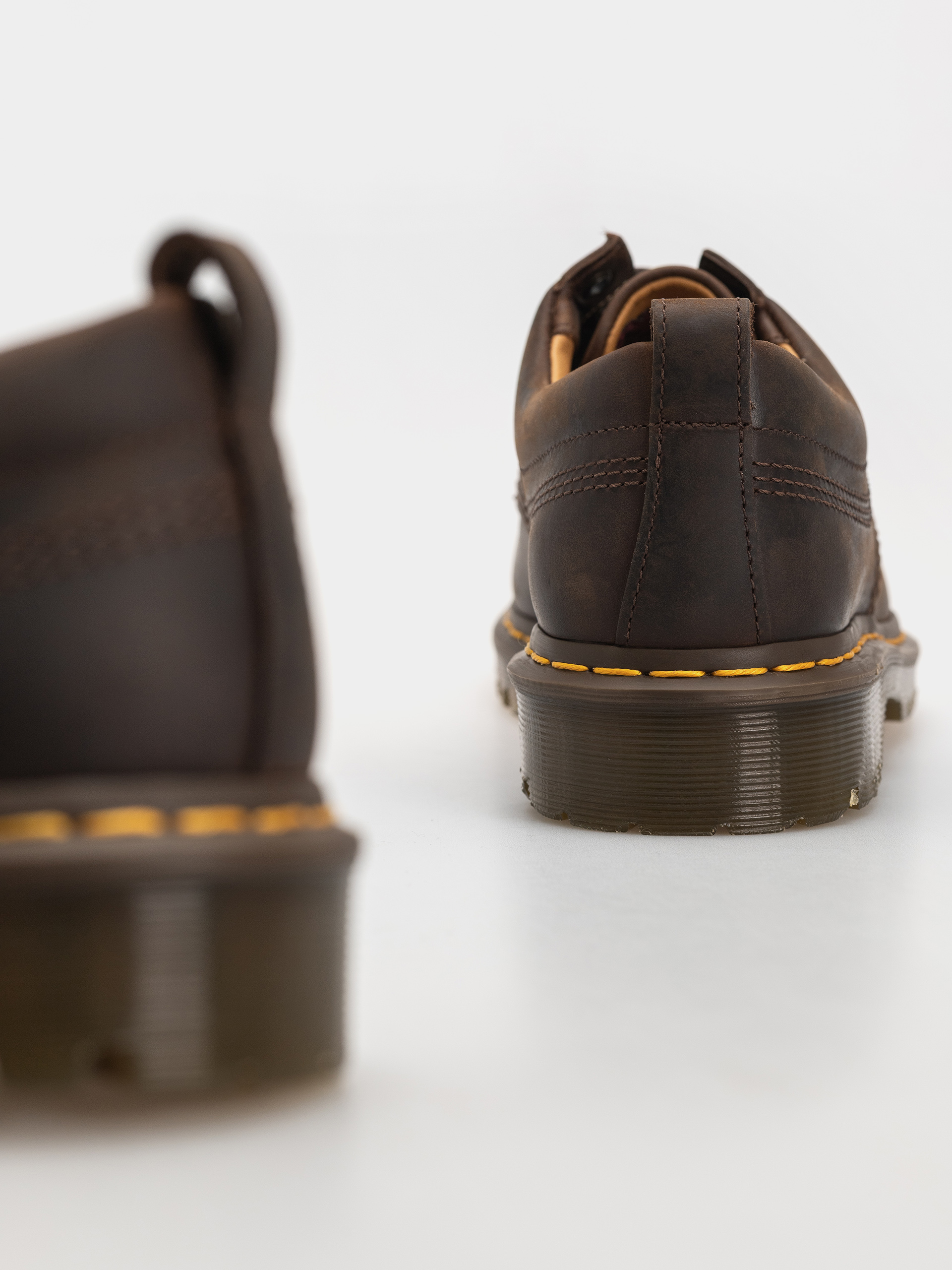 Взуття Dr. Martens Lowell (dark brown)