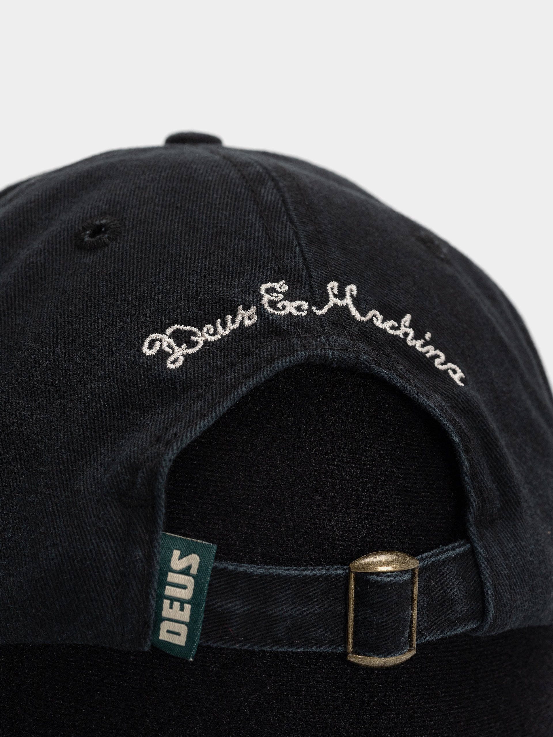 Кепка Deus Ex Machina Smile Dad (anthracite grey)