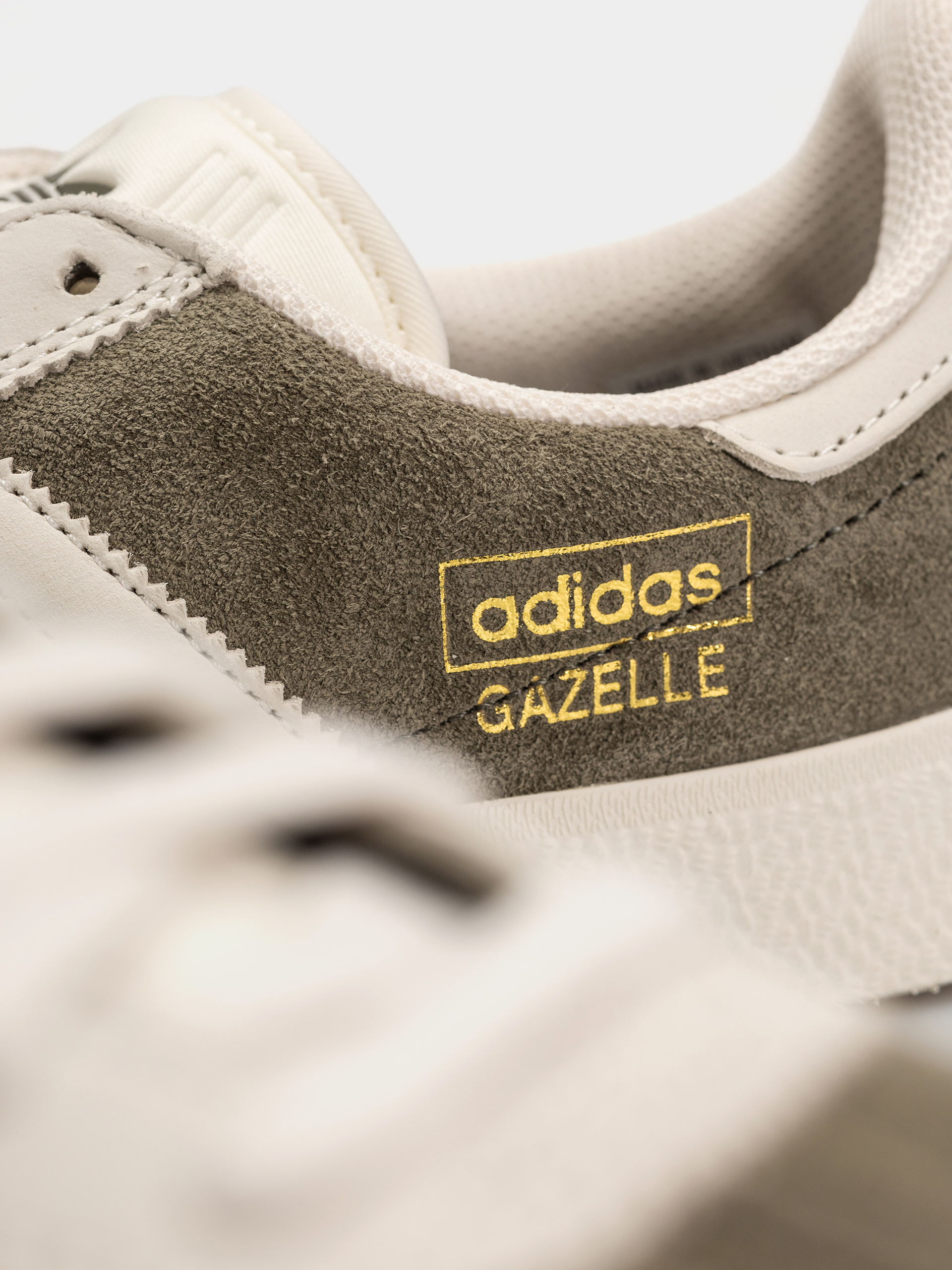 Взуття adidas Gazelle Adv (olistr/cwhite/goldmt)