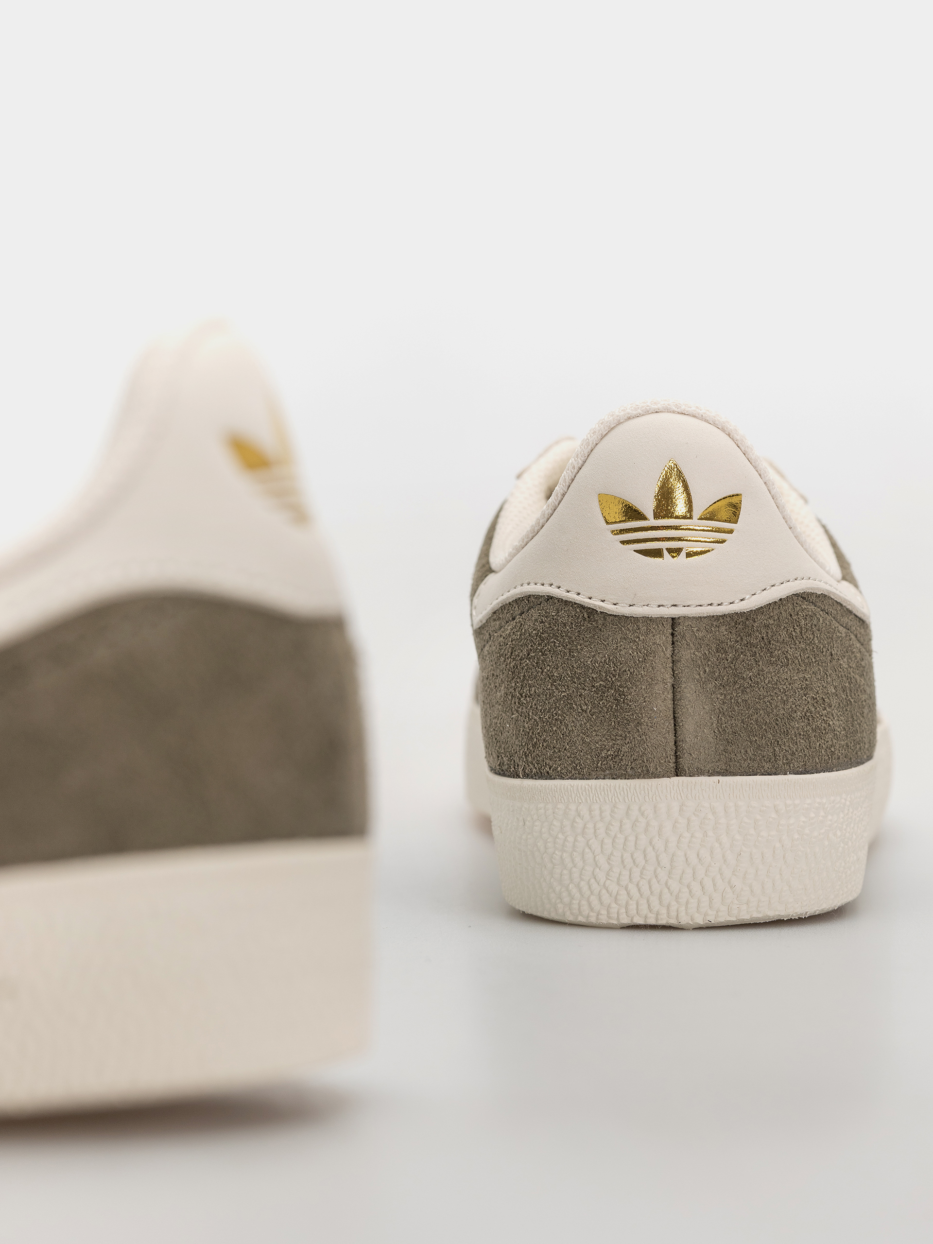 Взуття adidas Gazelle Adv (olistr/cwhite/goldmt)