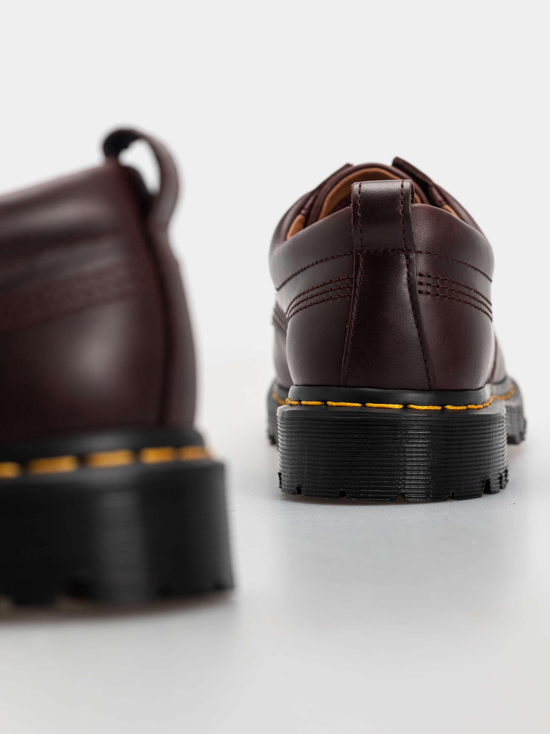 Взуття Dr. Martens Lowell (spiced brown)