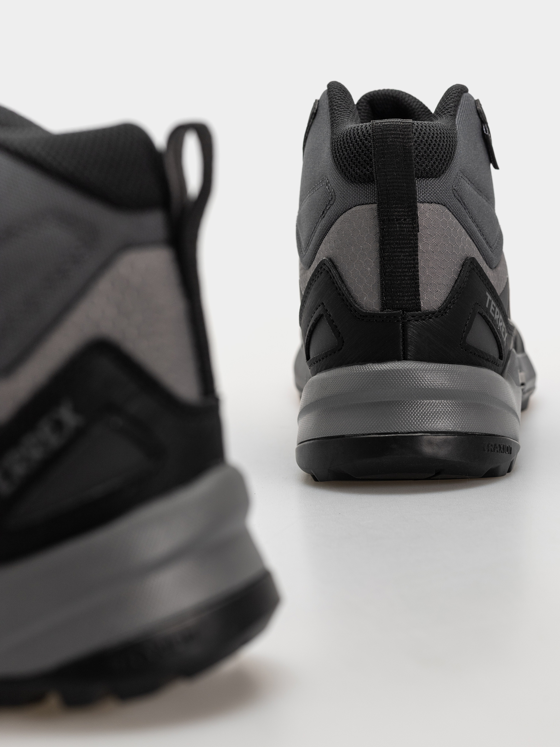 Взуття adidas Terrex Eastrail 3 M (grefou/cblack/carbon)