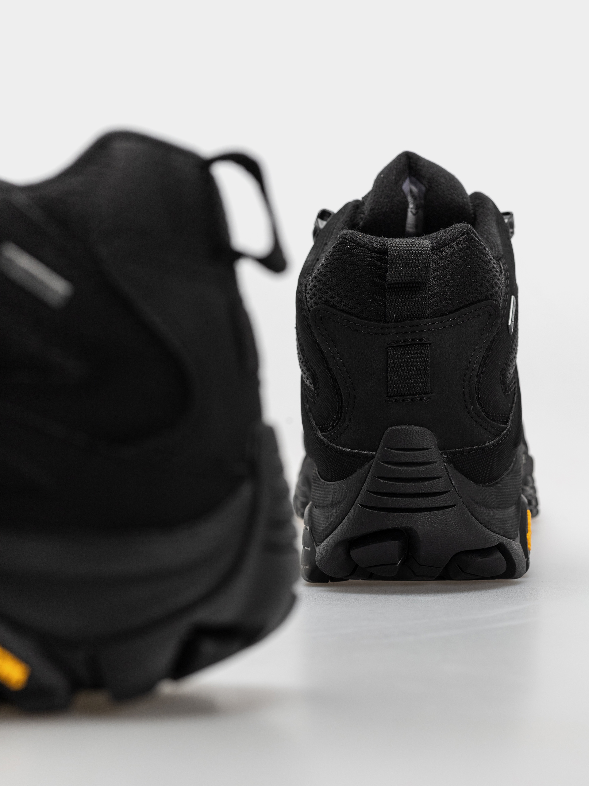Взуття Merrell Moab 3 Syn Mid (triple black)
