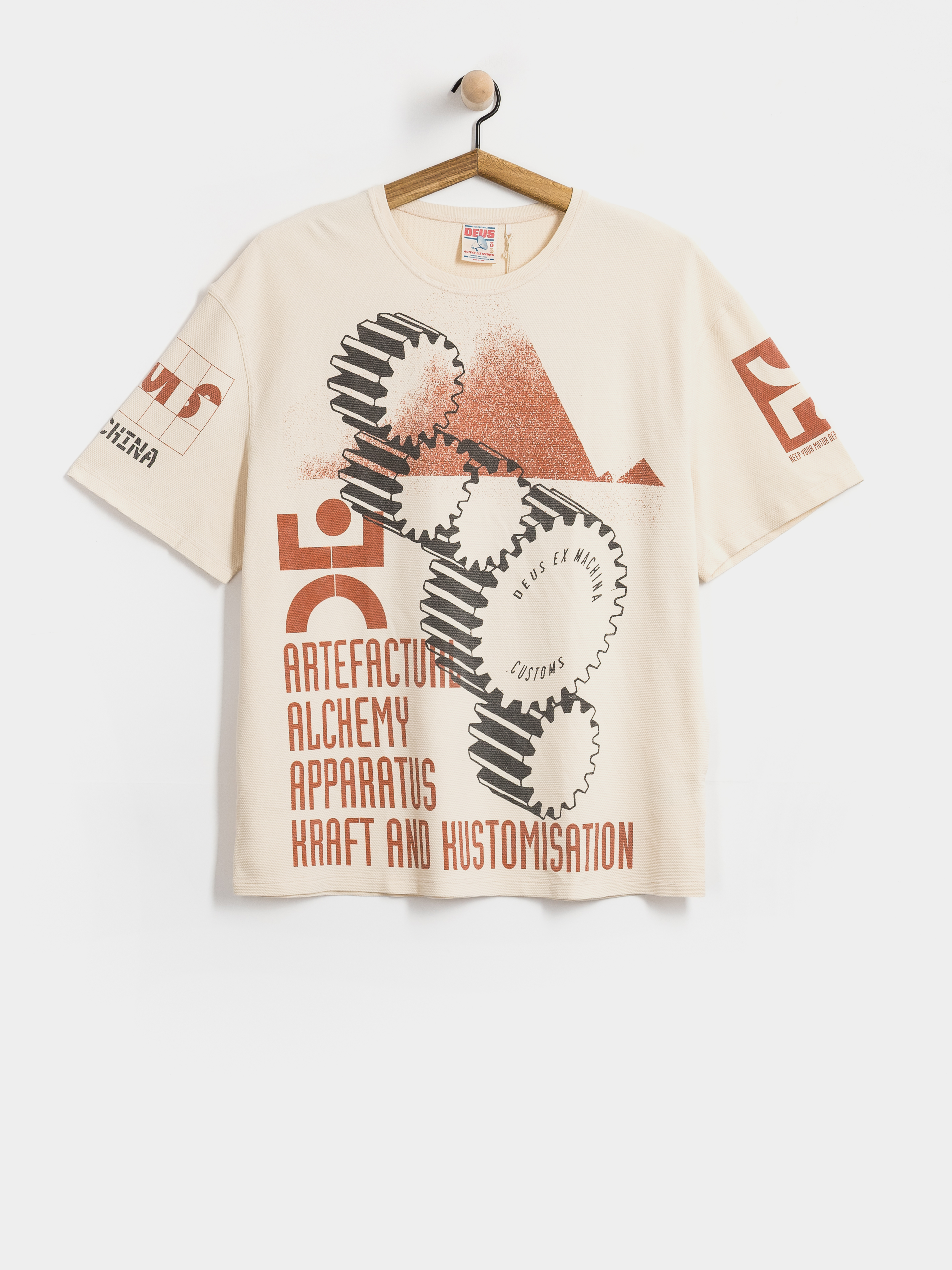 Футболка Deus Ex Machina Merz (dirty white)