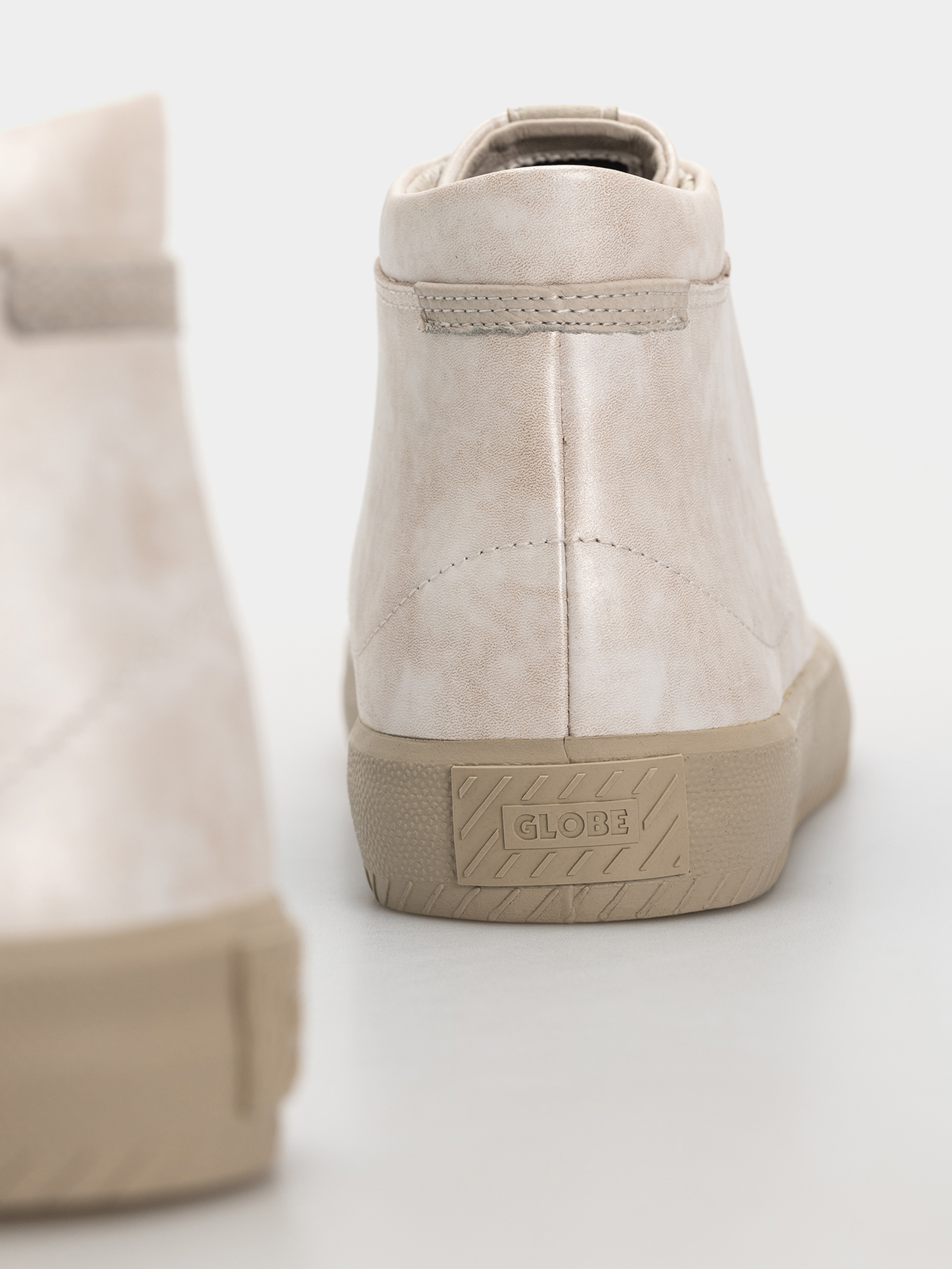 Взуття Globe Melbek High (white pearlized/montano)