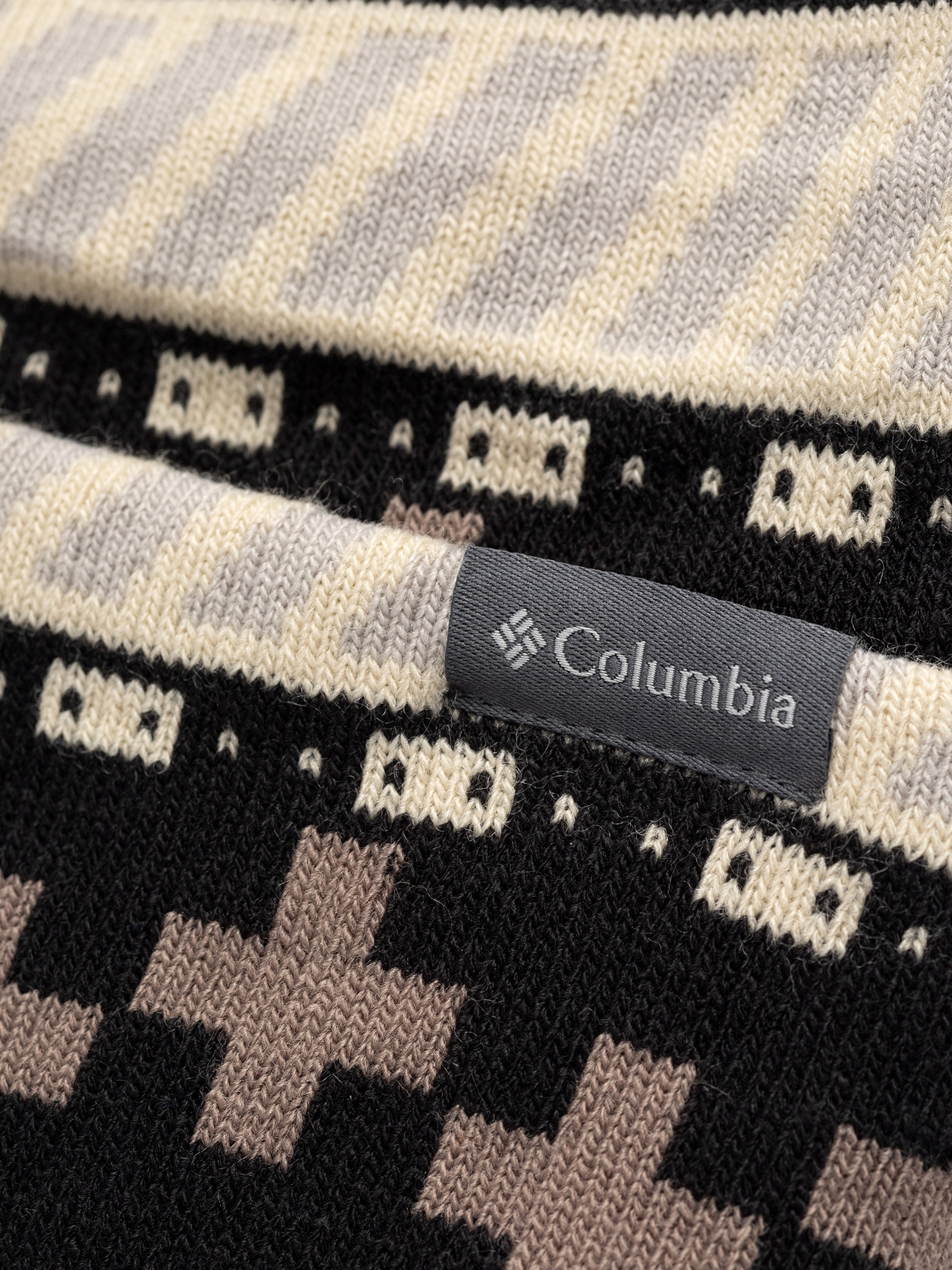 Шапка Columbia Jacquard (black/wizard island)