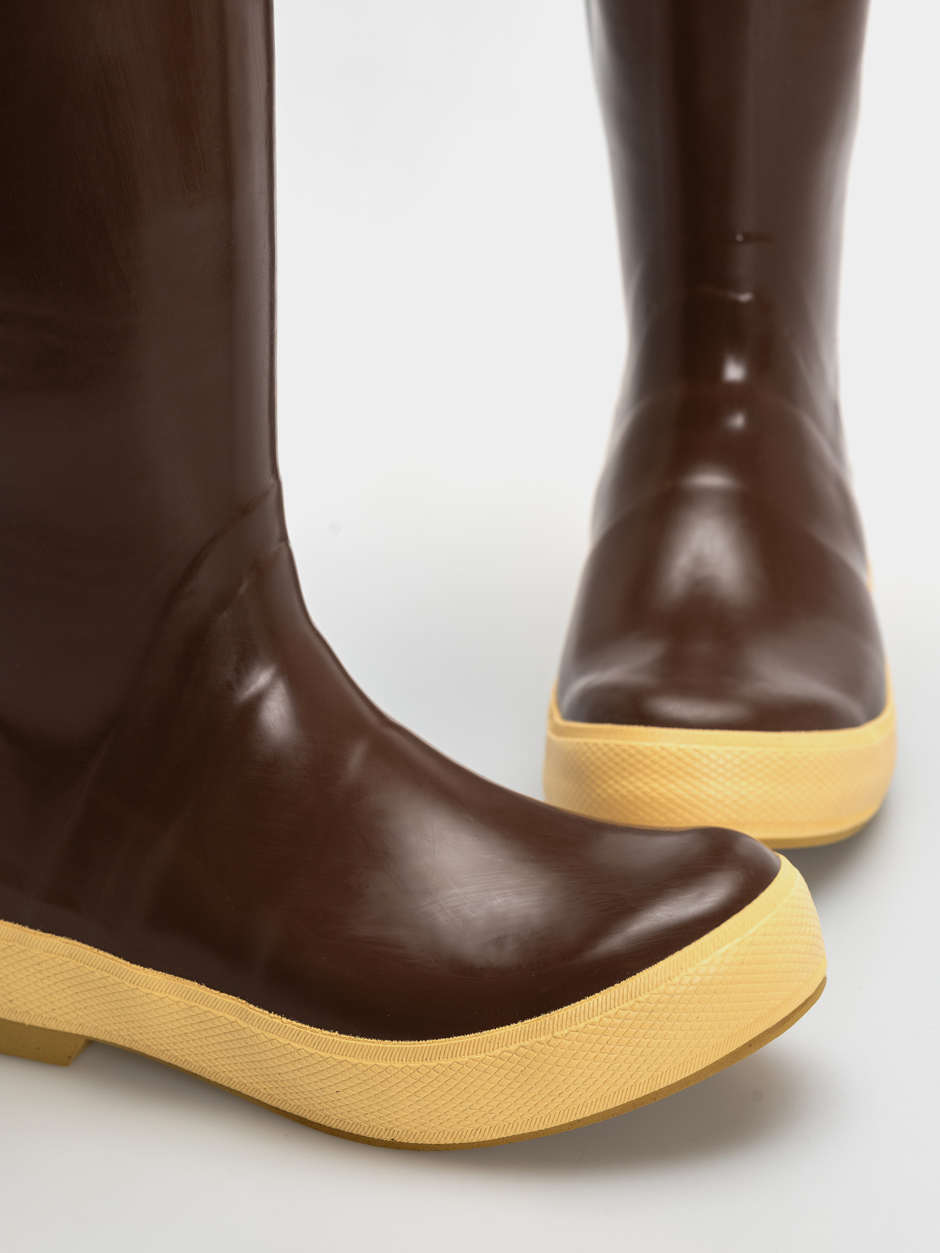 Взуття Xtratuf Salmon Sisters 15 Legacy Boot Wmn (brown tin fish)