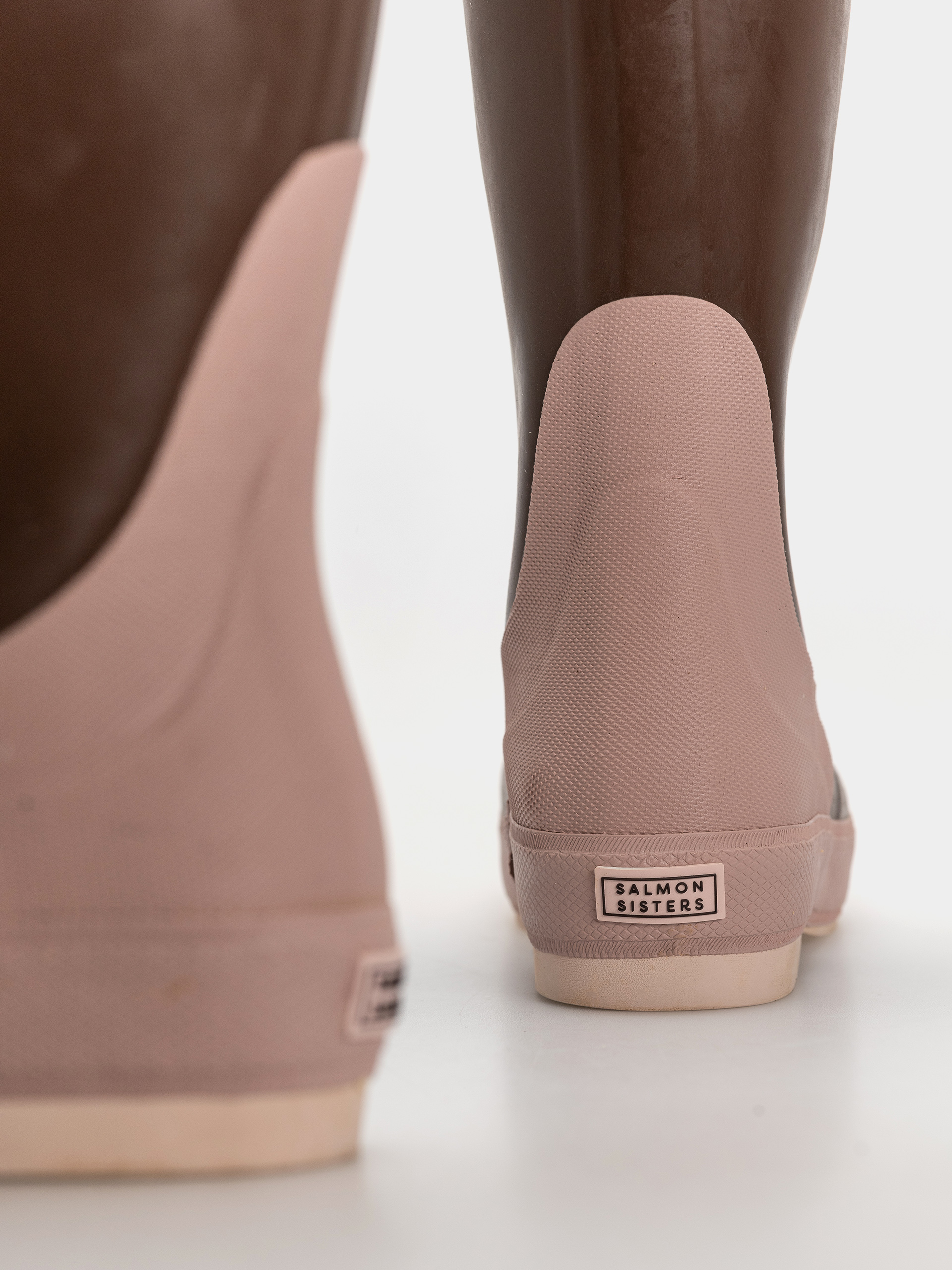 Взуття Xtratuf Salmon Sisters 15 Legacy Boot Wmn (brown sepia halibut)