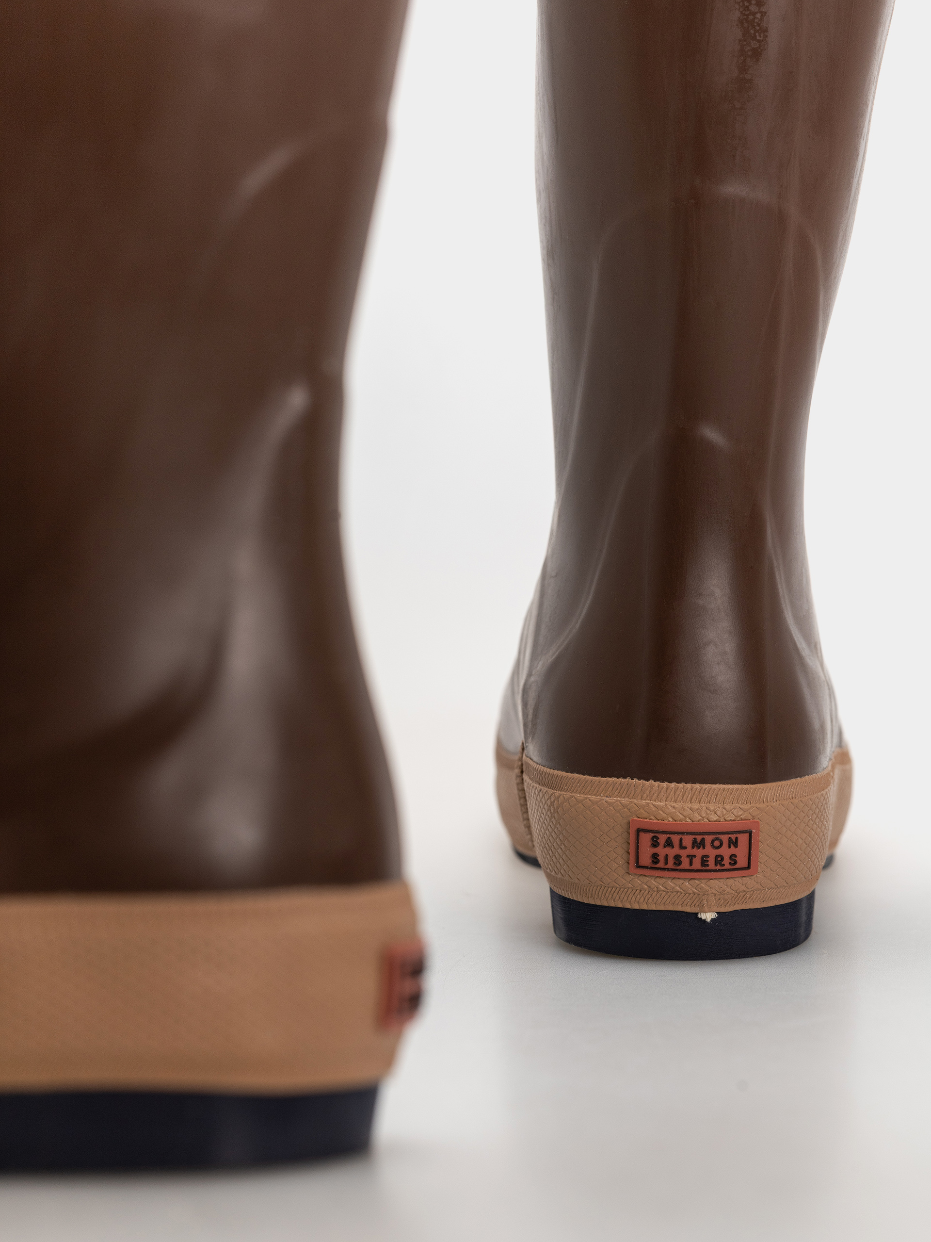 Взуття Xtratuf Salmon Sisters 15 Legacy Boot Wmn (brown kelp oyster)