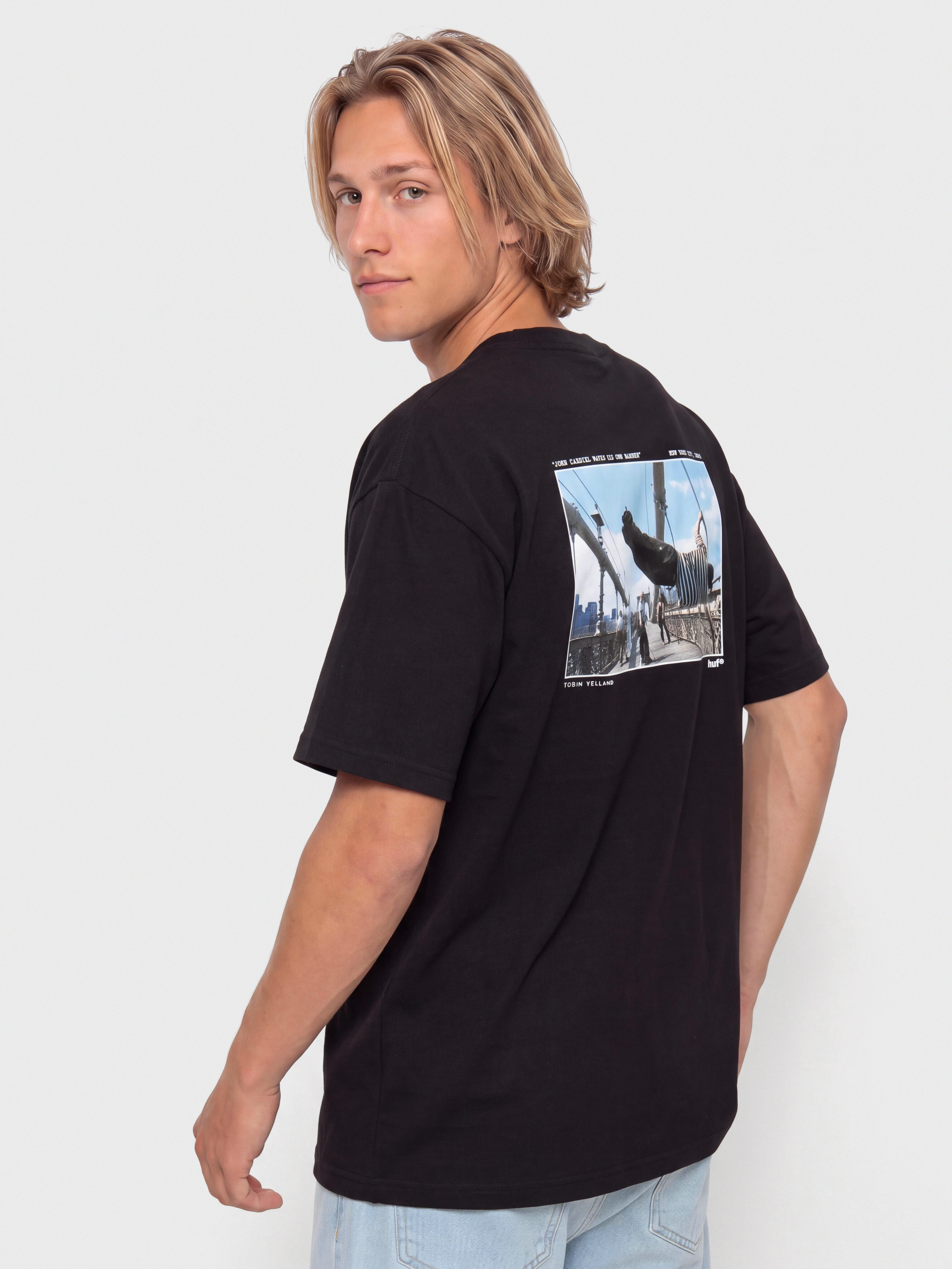 Футболка HUF Taking The Leap