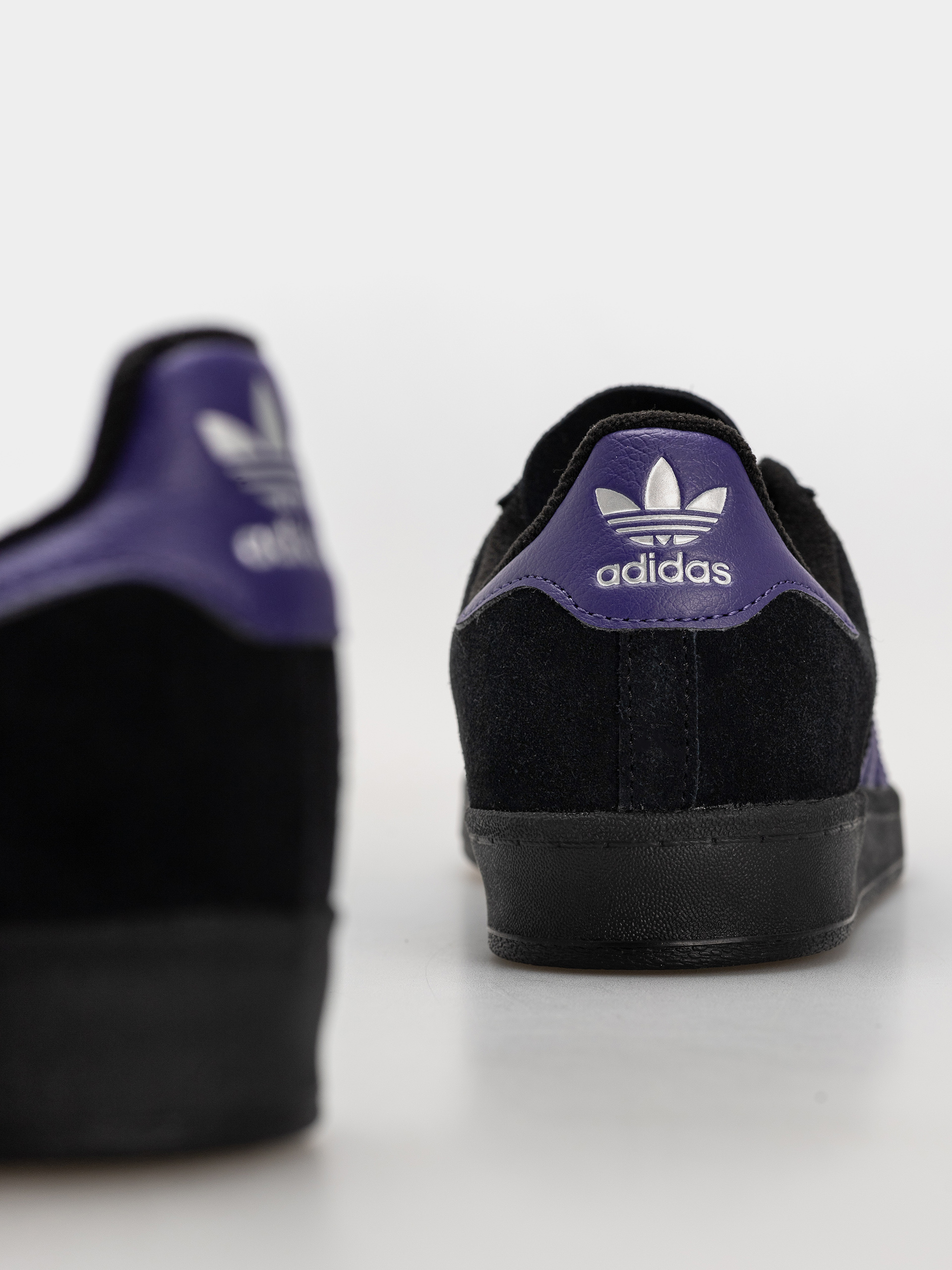 Взуття adidas Campus Adv (cpurpl/cblack/silvmt)