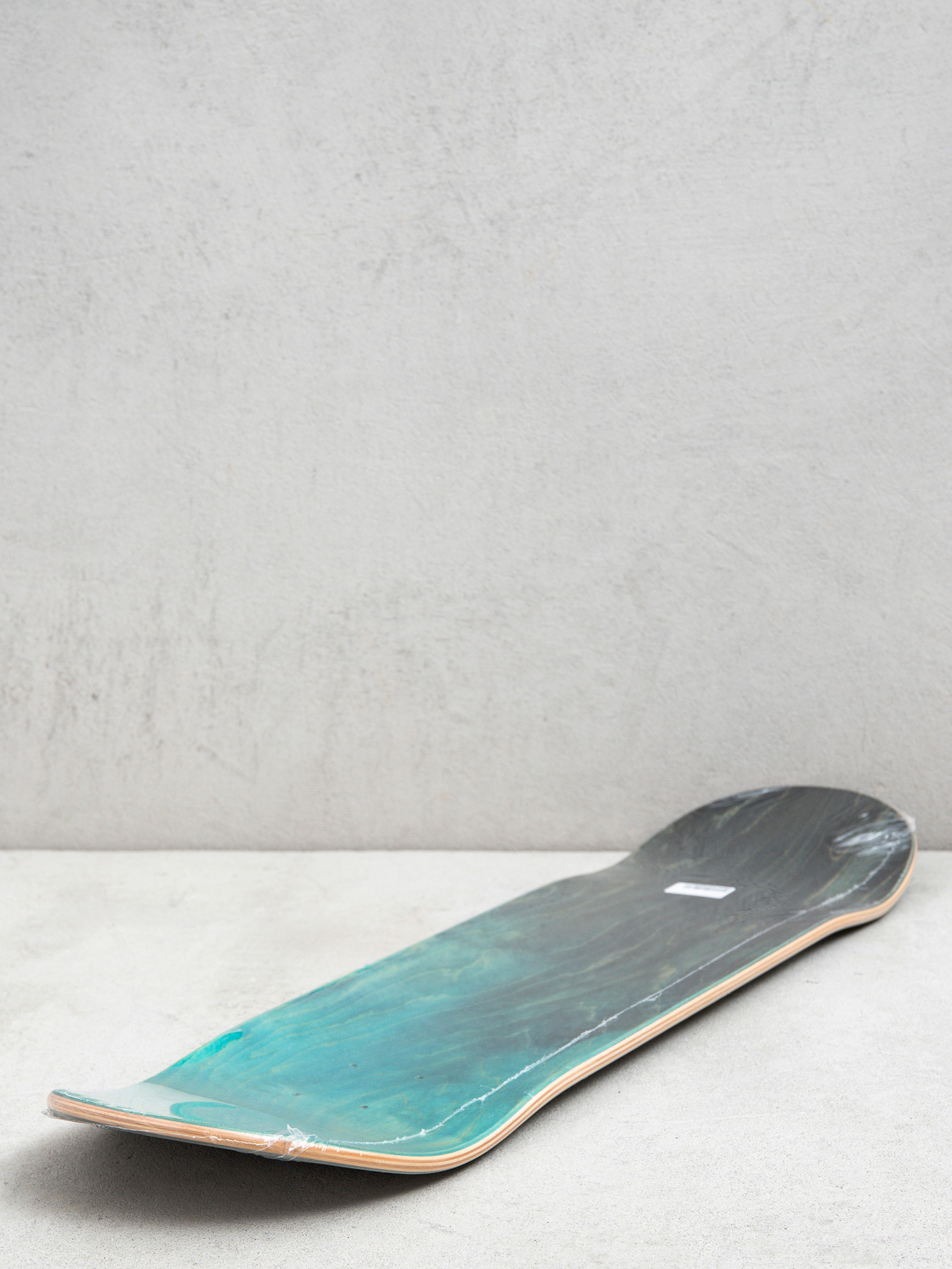 Декa Locals Skateboards Goat (transparent 2)