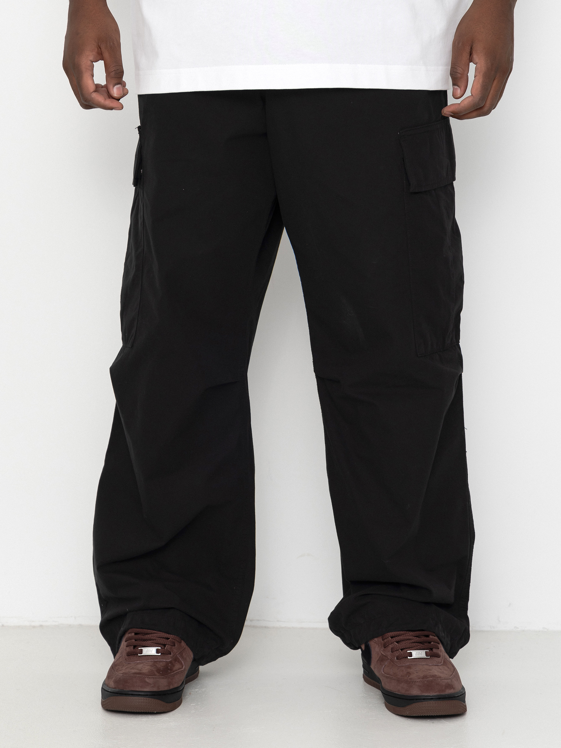 u0428u0442u0430u043du0438 Carhartt WIP Osborn Cargo (black/garment dyed)