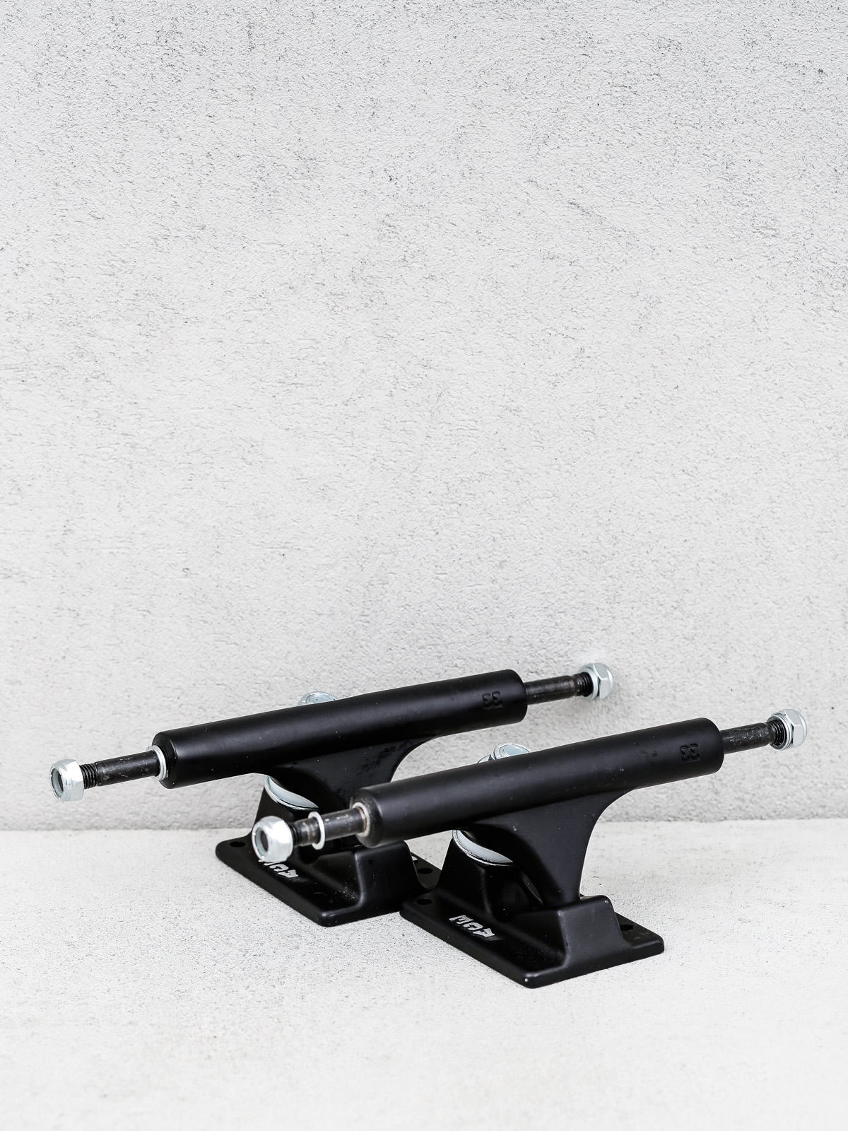 Підвіски Landyachtz Gen 6 Bear Trucks 40 - чорний (black)